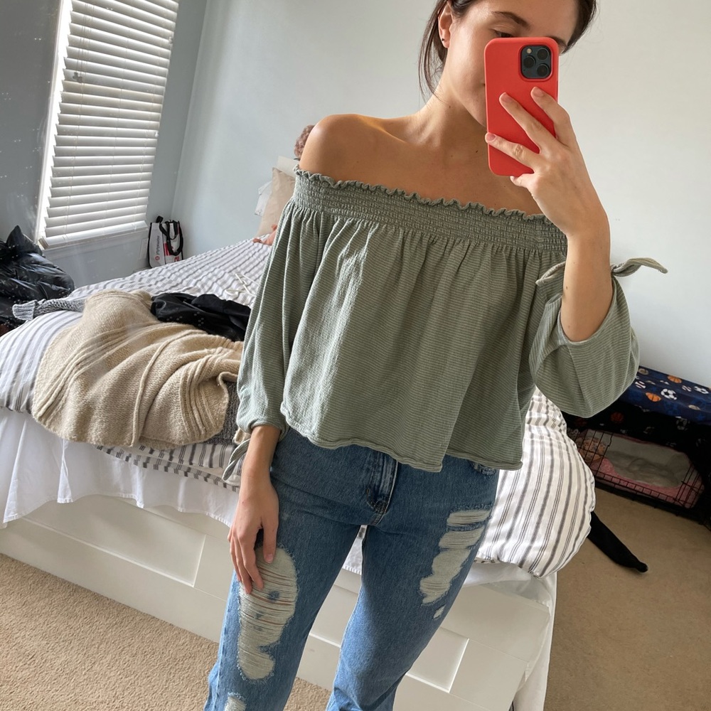 Free people, off the shoulder, blouse